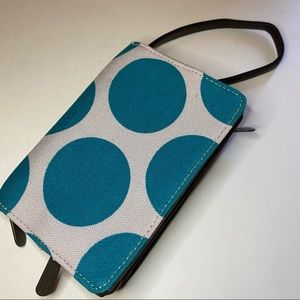 New Thirty - one  everyday wristlet 148y teal mod dot